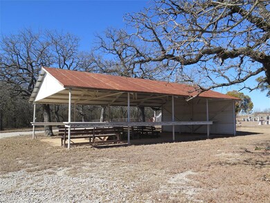 354 County Road 4690, Boyd, TX 76023 - photo 7