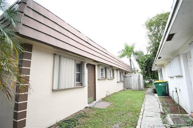 7431 NW 76th St, Tamarac, FL 33321 - photo 7