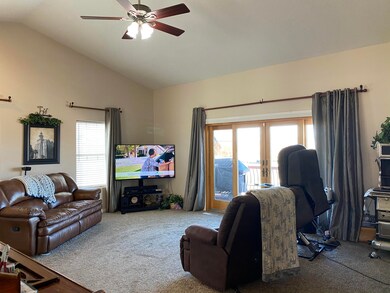 317 E 400 N, Parowan, UT 84761 - photo 7