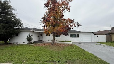 2902 N 4th St, Fresno, CA 93703 - photo 3