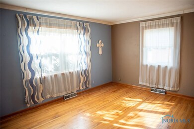 318 Sheffield Dr, Findlay, OH 45840 - photo 4