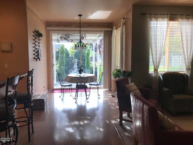 Breakfast Nook3