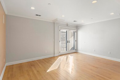 881 E 2nd St unit 10, Boston, MA 02127 - photo 3
