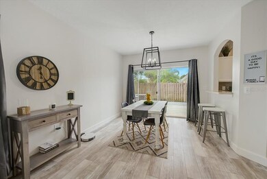 10129 Perthshire Cir, Land O Lakes, FL 34638 - photo 7