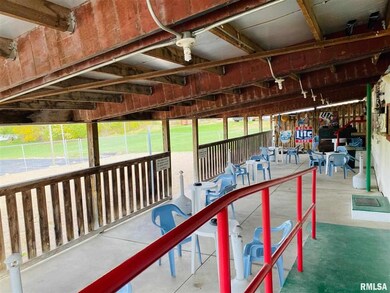 4908 N Pine St, Davenport, IA 52806 - photo 5