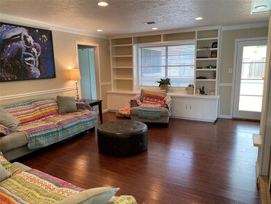 16411 Forest Bend Ave, Friendswood, TX 77546 - photo 4