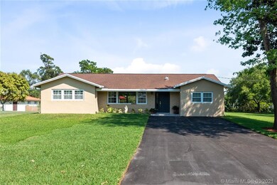 2900 SW 155th Ln, Davie, FL 33331 - photo 7