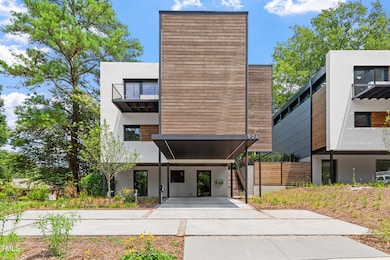 922 Tower St, Raleigh, NC 27607 - photo 2