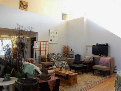 272 Mitchells Ln, Middletown, RI 02842 - photo 3