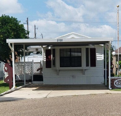 2528 Bobolink Cir W, Palmview, TX 78572 - photo 3