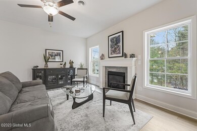 Hommati.com-32_Anthony_Pl_NY-04-19-2023-