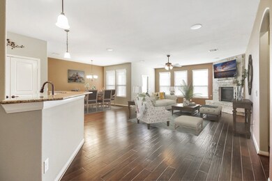 439 Little Walnut Dr, Richmond, TX 77469 - photo 5