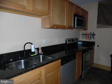 10 Blue Ridge Ave unit 2, Front Royal, VA 22630 - photo 4