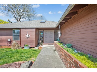 20323 SW Erin Place, Aloha, OR 97003 - photo 4