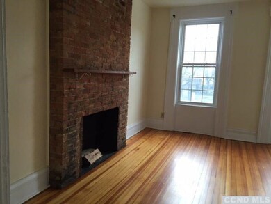 707 Warren St unit 2, Hudson, NY 12534 - photo 2