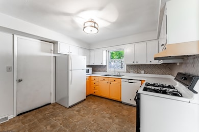 913 Briarwood Ct, Morgantown, WV 26505 - photo 4