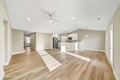 333 Granville Conner Rd, Powell, TN 37849 - photo 7