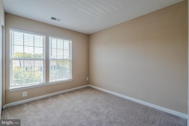 9070 Falcon Glen Ct, Bristow, VA 20136 - photo 6