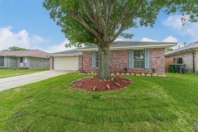10931 Covered Bridge St, Houston, TX 77075 - photo 3