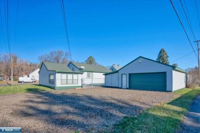 529 W 4th Ave, Keewatin, MN 55753 - photo 5