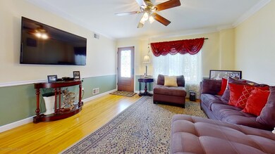 258 Malvine Ave, Staten Island, NY 10309 - photo 3
