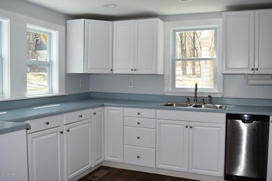 2958 Owego Turnpike, Hawley, PA 18428 - photo 6