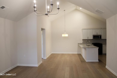 8653 Parkview Oaks Cir, Olive Branch, MS 38654 - photo 7