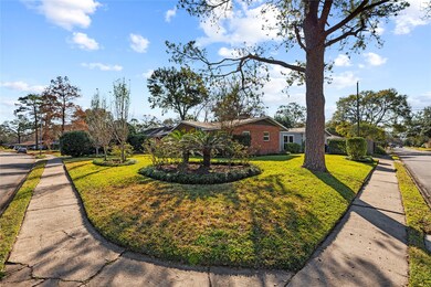 4617 Viking Dr, Houston, TX 77092 - photo 4