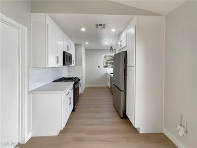 4653 Curdsen Way, Las Vegas, NV 89110 - photo 6