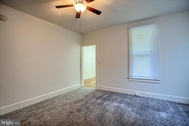 424 W Main St unit 1ST FLOOR, Palmyra, PA 17078 - photo 6