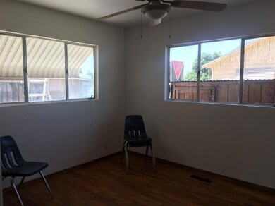 480 W Henderson Ave, Porterville, CA 93257 - photo 6
