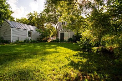 611 Flanders St, Chelsea, MI 48118 - photo 4