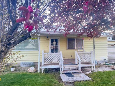 3002 Overland Ave, Burley, ID 83318 - photo 2