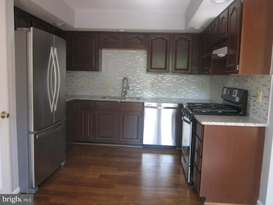 46744 Graham Cove Square, Sterling, VA 20165 - photo 6