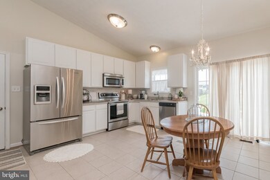 241 Sonya Ln, Bunker Hill, WV 25413 - photo 5