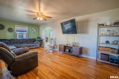 711 3rd Ave, Camanche, IA 52730 - photo 4