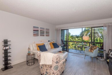 2550 Presidential Way unit 302, West Palm Beach, FL 33401 - photo 6