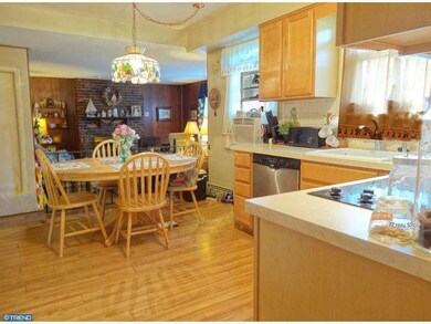 1404 Cathys Ln, North Wales, PA 19454 - photo 6