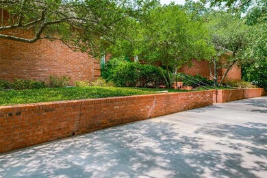 2900 Santa Monica Dr, Denton, TX 76205 - photo 4