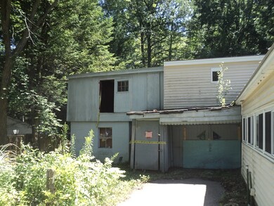 306 Sterling St, Clinton, MA 01510 - photo 7