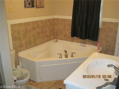 19001 S Nc Highway 109, Denton, NC 27239 - photo 7