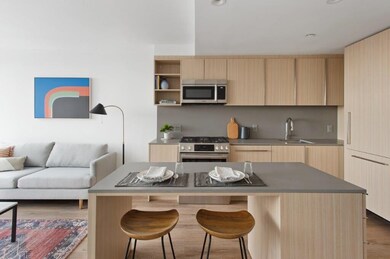 315 W 33rd St unit 27A, New York, NY 10001 - photo 2