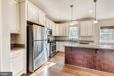 6711 Monroe Ave, Sykesville, MD 21784 - photo 5