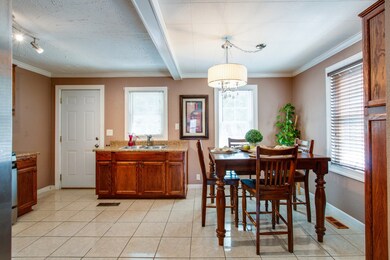 605 Oak St, Manchester, TN 37355 - photo 7