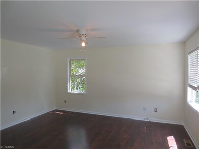 811 Carter St, High Point, NC 27260 - photo 2
