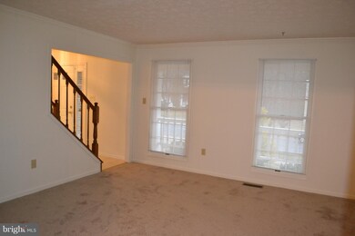 14914 Saddle Creek Dr, Burtonsville, MD 20866 - photo 3
