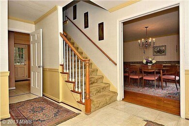 9028 Charles Augustine Dr, Alexandria, VA 22308 - photo 2