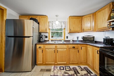 12 Hoit Rd, Concord, NH 03301 - photo 4