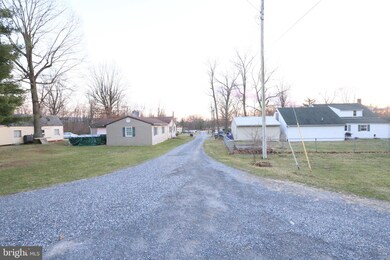 4981 Treher Rd, Fayetteville, PA 17222 - photo 5