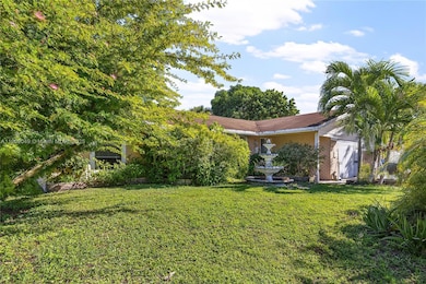 100 Park Rd N unit 2, Royal Palm Beach, FL 33411 - photo 3